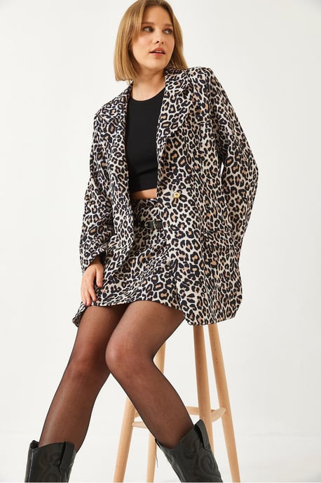Leopardmönstrad jacka och vida byxor set - Image 4