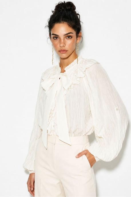 Knappad Crepe Blus med Slipsdetalj - Image 4