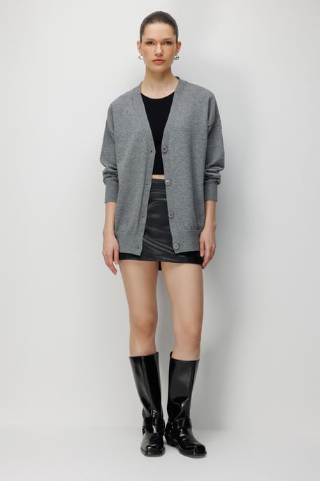 Long Ribbed Knitwear Cardigan with V-neck and Button Closure - Image 2