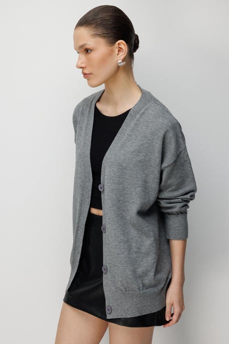 Long Ribbed Knitwear Cardigan with V-neck and Button Closure - Image 6