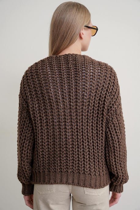 Oversized Ribbade Stickade Cardigan med V-hals och Lommer - Image 4