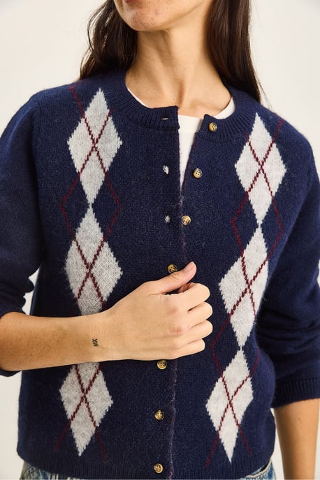 Argyle Pattern Cardigan with Button Closure - Image 5
