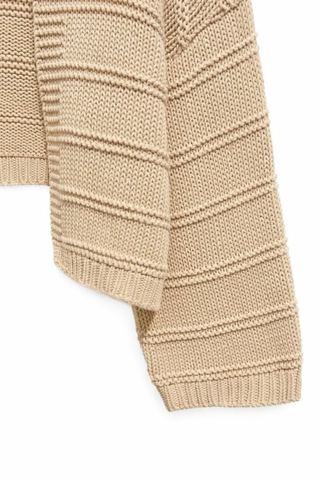 V-ringad ribbad stickad cardigan - Image 3