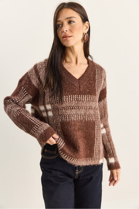 Plaid V-Neck Long Sleeve Knit Sweater - Image 3
