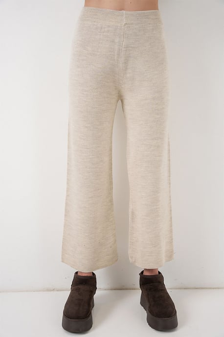 Pocket Detailed V-neck Cardigan and Wide Leg Pants Set - Image 2