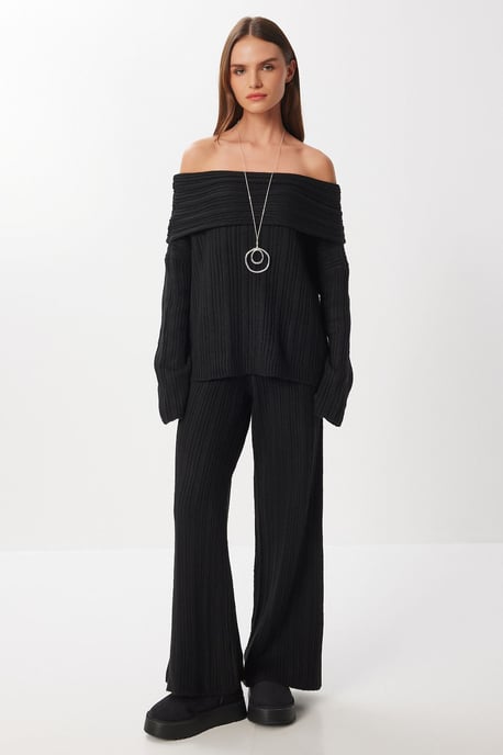 Off-shoulder ribbad stickad tvådelad set - Image 3