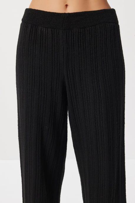 Off-shoulder ribbad stickad tvådelad set - Image 6