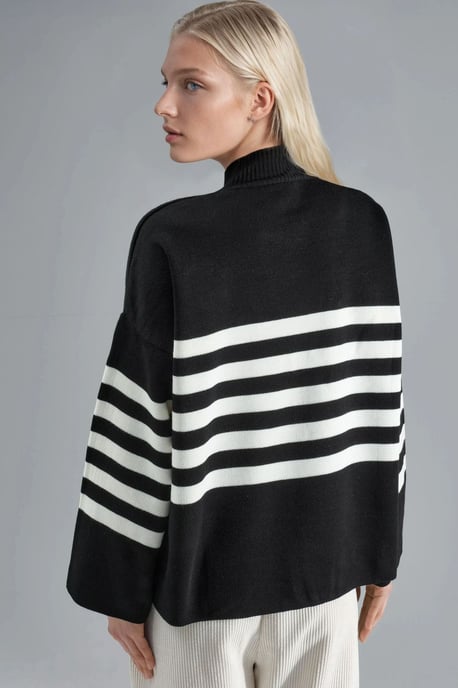 Oversized Striped Turtleneck Sweater - Image 3