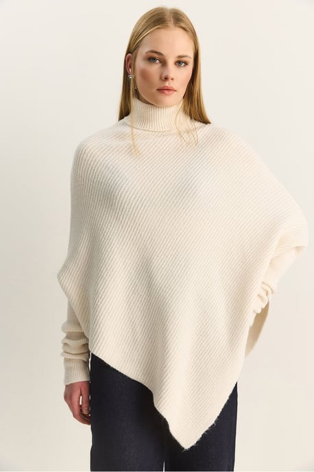 Oversized Turtleneck Ribbed Knit Sweater - Image 3
