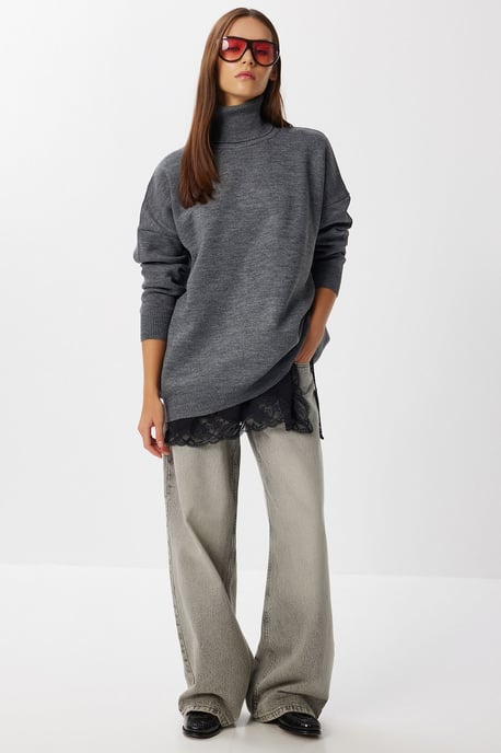 Textured Oversized Turtleneck Sweater - Image 1