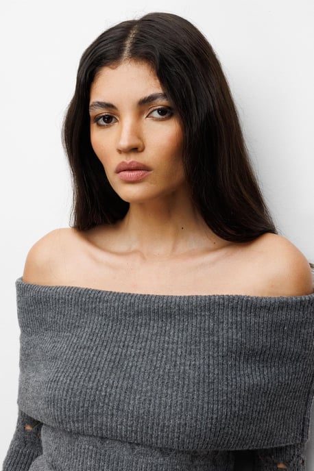Off-shoulder Gerepte Trui met Uitsnijdingen - Image 4