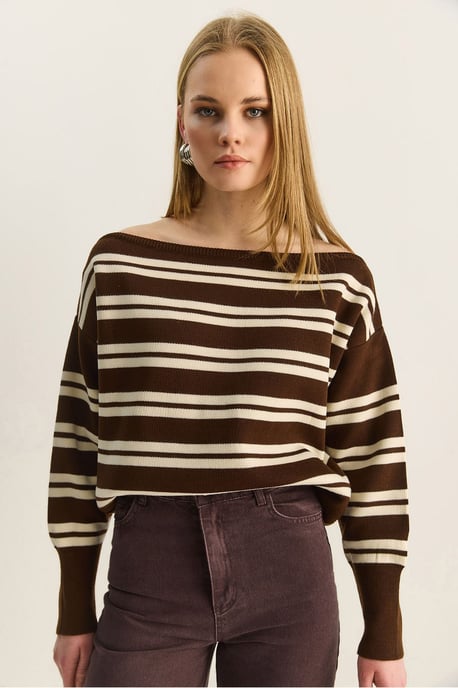Off Shoulder Striped Ribbed Sweater - Image 2
