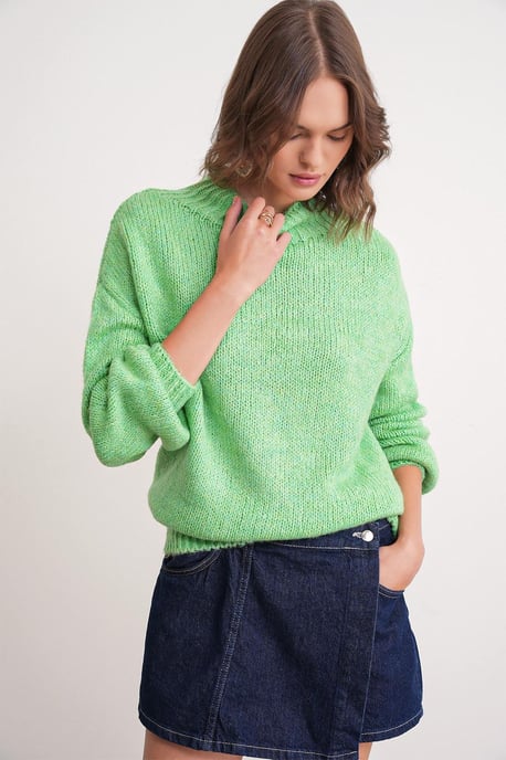 Relaxed Fit Crew Neck Thick Knit Sweater - Image 3