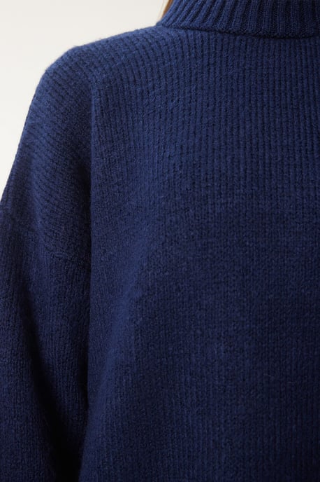 Oversized Basic Tröja med Rundad Hals - Image 5
