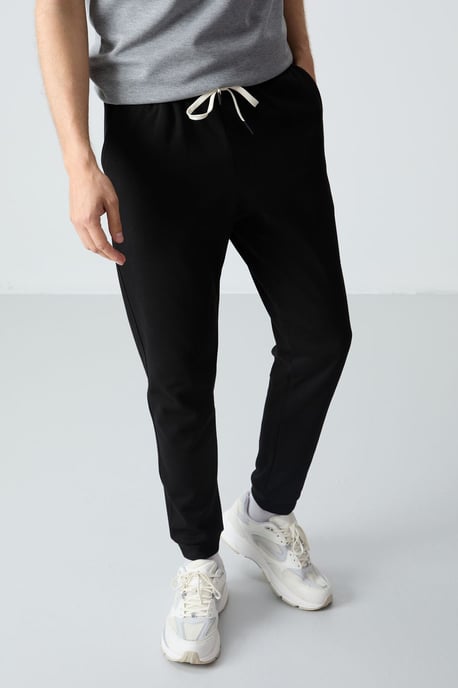 Herrarnas Oversized T-shirt och Byxset - Image 6
