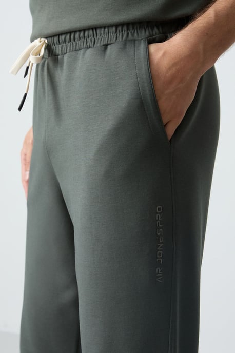 Mans Oversized T-shirt och Byxset - Image 6