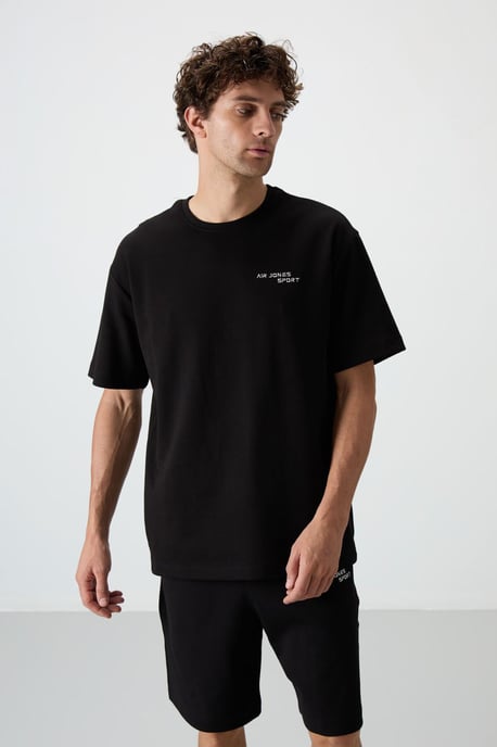 Oversized T-shirt met Korte Mouwen en Shorts Set - Image 4
