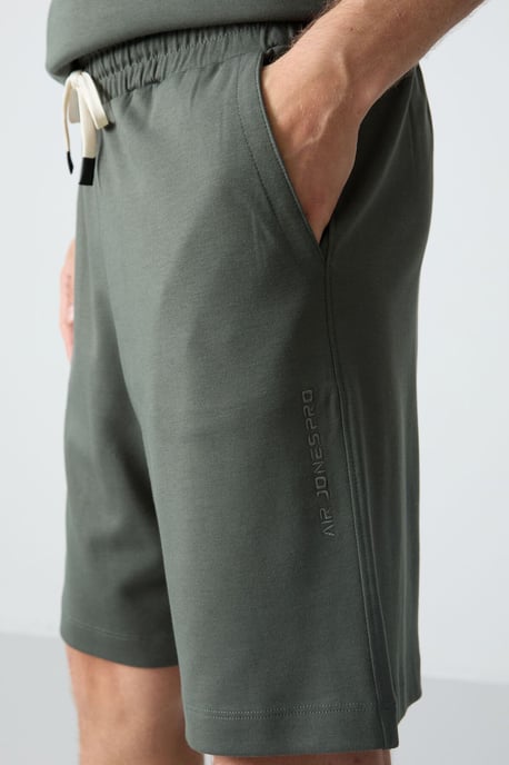 Herrar Stort Snitt T-Shirt och Shorts Set i Bomullsblandning - Image 6