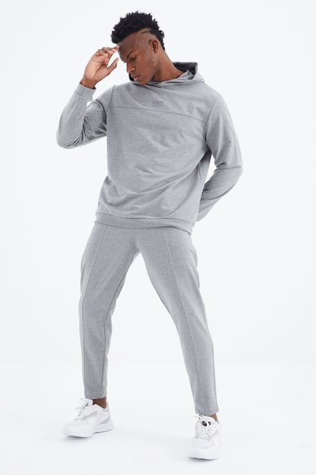 Men's Hooded Sweatshirt And Pants Set - Image 5
