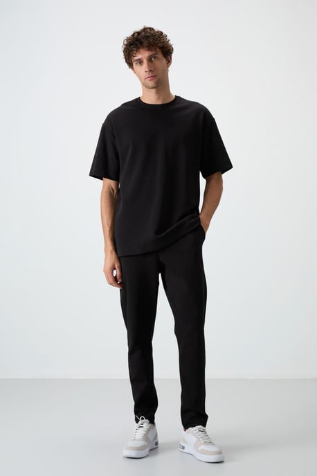 Heren Oversized T-shirt en Broek Set - Image 4