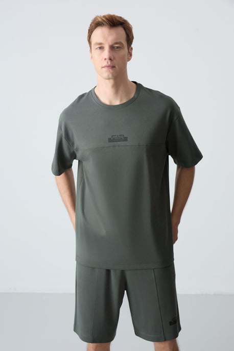 Heren Oversized T-shirt en Shorts Set - Image 2