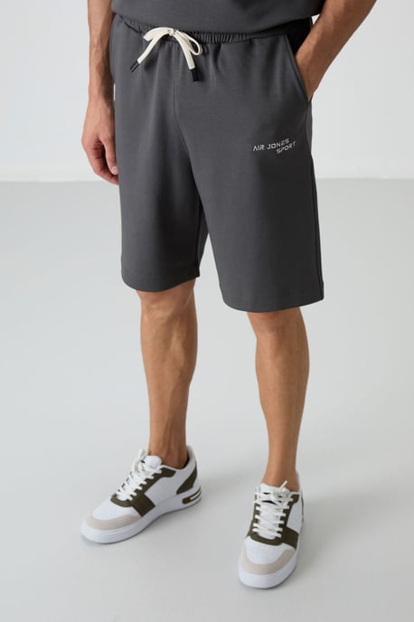 Overmaat T-shirt met Korte Mouwen en Korte Broek Set - Image 2