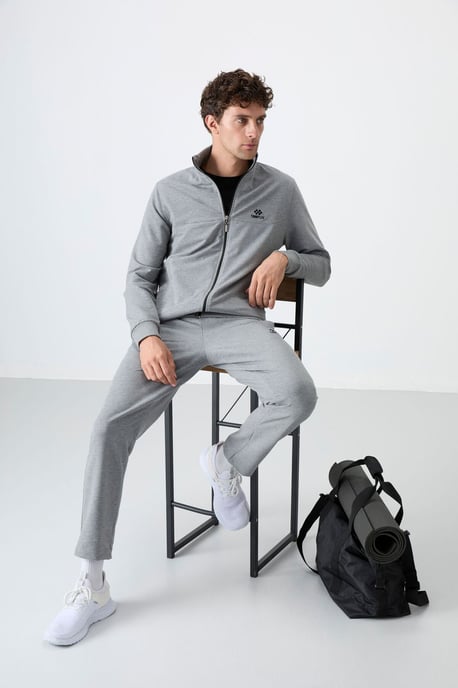 Heren Relaxed Fit Ritskraag Sweatshirt en Broeken Set - Image 3