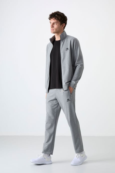 Heren Relaxed Fit Ritskraag Sweatshirt en Broeken Set - Image 4