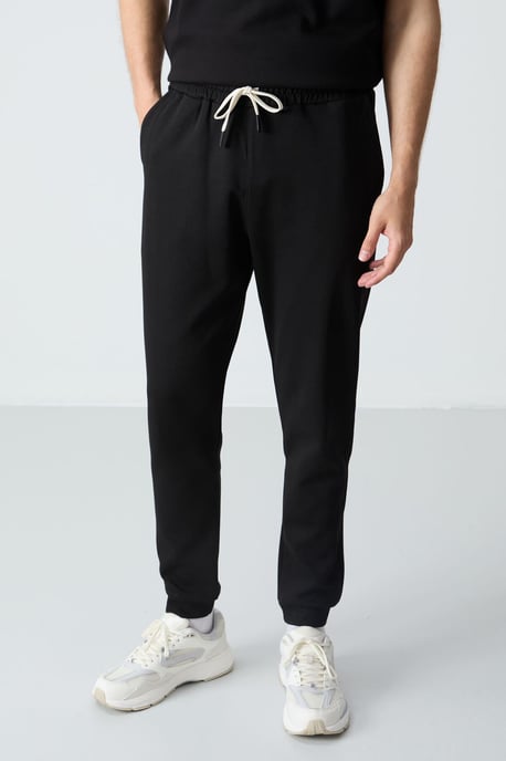 Mäns Oversized T-shirt och Byxor Set - Image 6