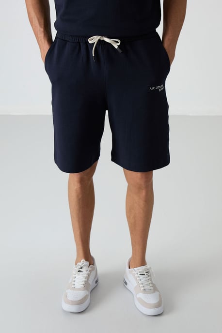 Overmaatset van T-shirt met Korte Mouwen en Shorts - Image 5