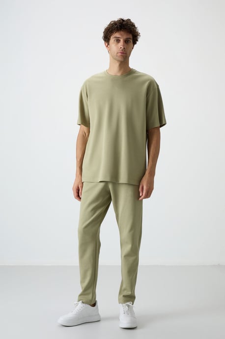 Heren Oversized T-shirt en Broeken Set - Image 6