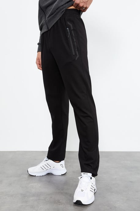 Men's Zip-Front Sweatshirt And Pants Set - Image 6