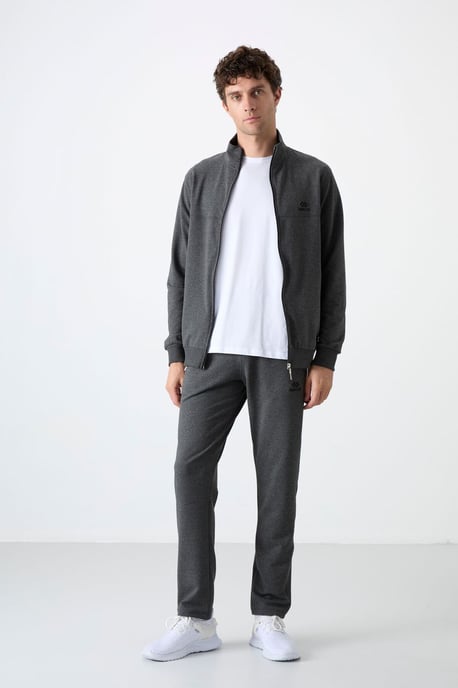Heren Relaxed Fit Ritskraag Sweatshirt en Broek Set - Image 1