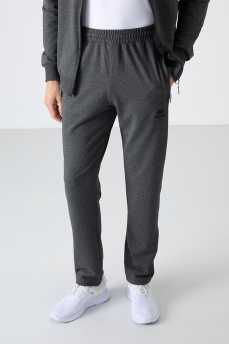 Heren Relaxed Fit Ritskraag Sweatshirt en Broek Set - Image 3