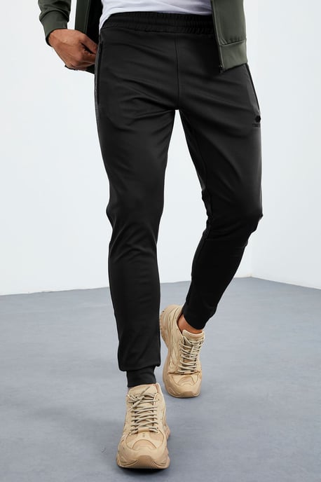 Men's Scuba Knit Sweatshirt And Pants Set - Image 4