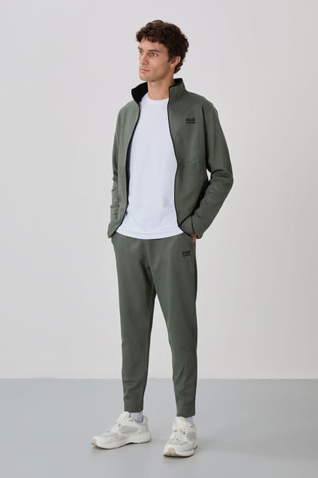 Men's Zip-collar Sweatshirt And Pants Set - Image 4