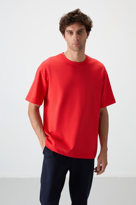Herenset van Oversized T-shirt en Broek - Image 2