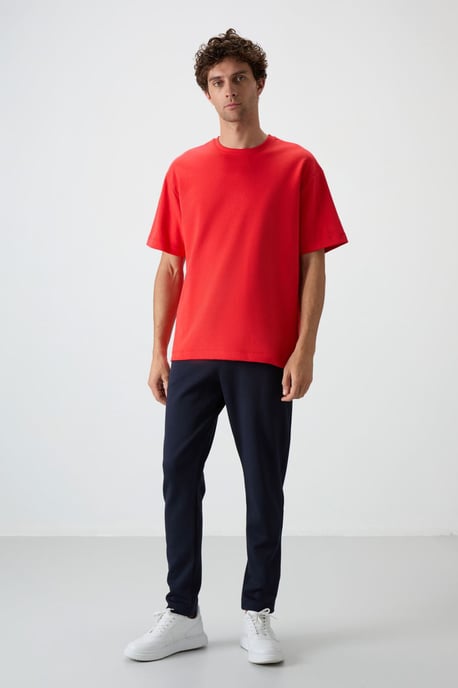 Herenset van Oversized T-shirt en Broek - Image 5