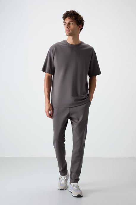 Heren Oversized T-shirt en Broek Set - Image 1