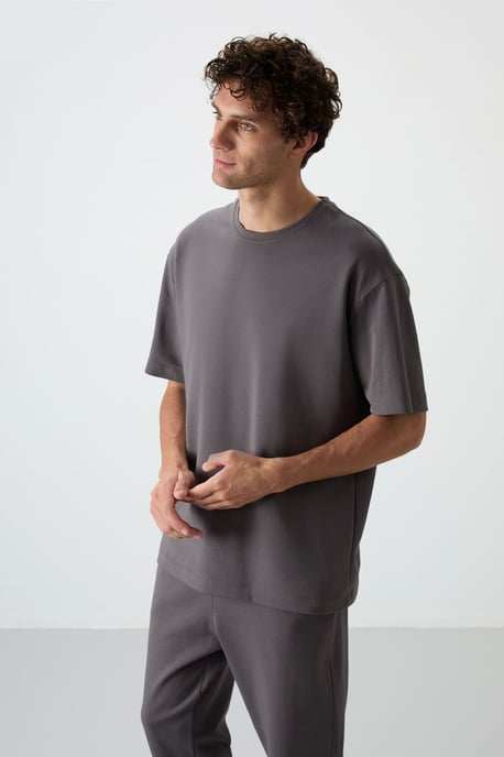 Heren Oversized T-shirt en Broek Set - Image 2