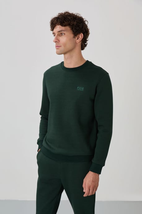 Men's Cotton-Polyester Fleece Sweatshirt And Pants Set - Image 2