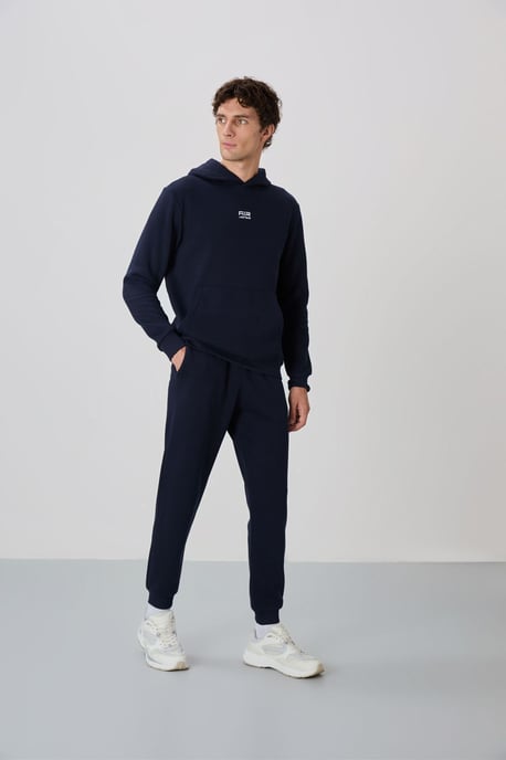 Men's Hooded Sweatshirt And Pants Set - Image 4