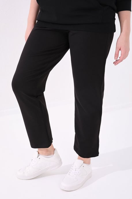 Women’s Straight-Leg Knit Sweatpants - Image 4