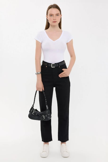 Basic Cap-Sleeve V-Neck T-Shirt - Image 2