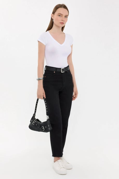 Basic Cap-Sleeve V-Neck T-Shirt - Image 3