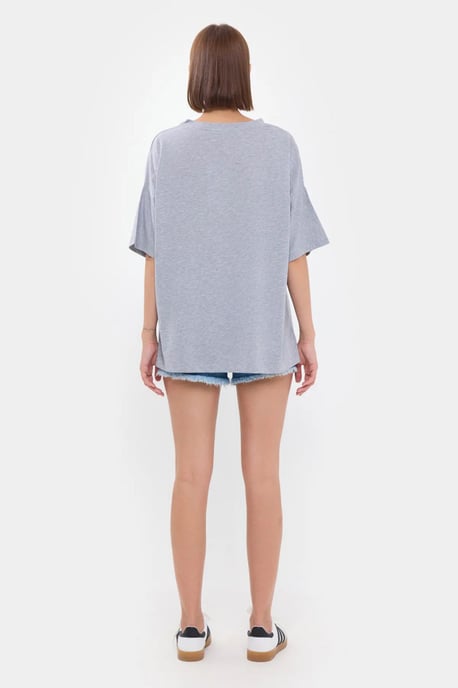 Grundläggande T-shirt med kort ärm och rund hals - Image 4
