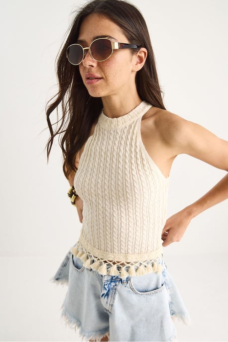 Gestructureerde Halternek Fitted Crop Blouse - Image 4