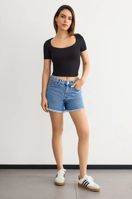 Ribbad kort blus med rundad halsringning - Image 2