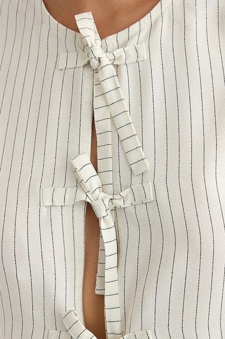 Gestreepte Mouwloze Blouse met Ronde Hals - Image 6