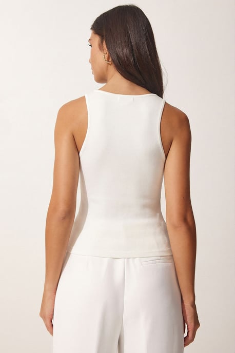 Slim Fit Crew Neck Crop Top - Image 5